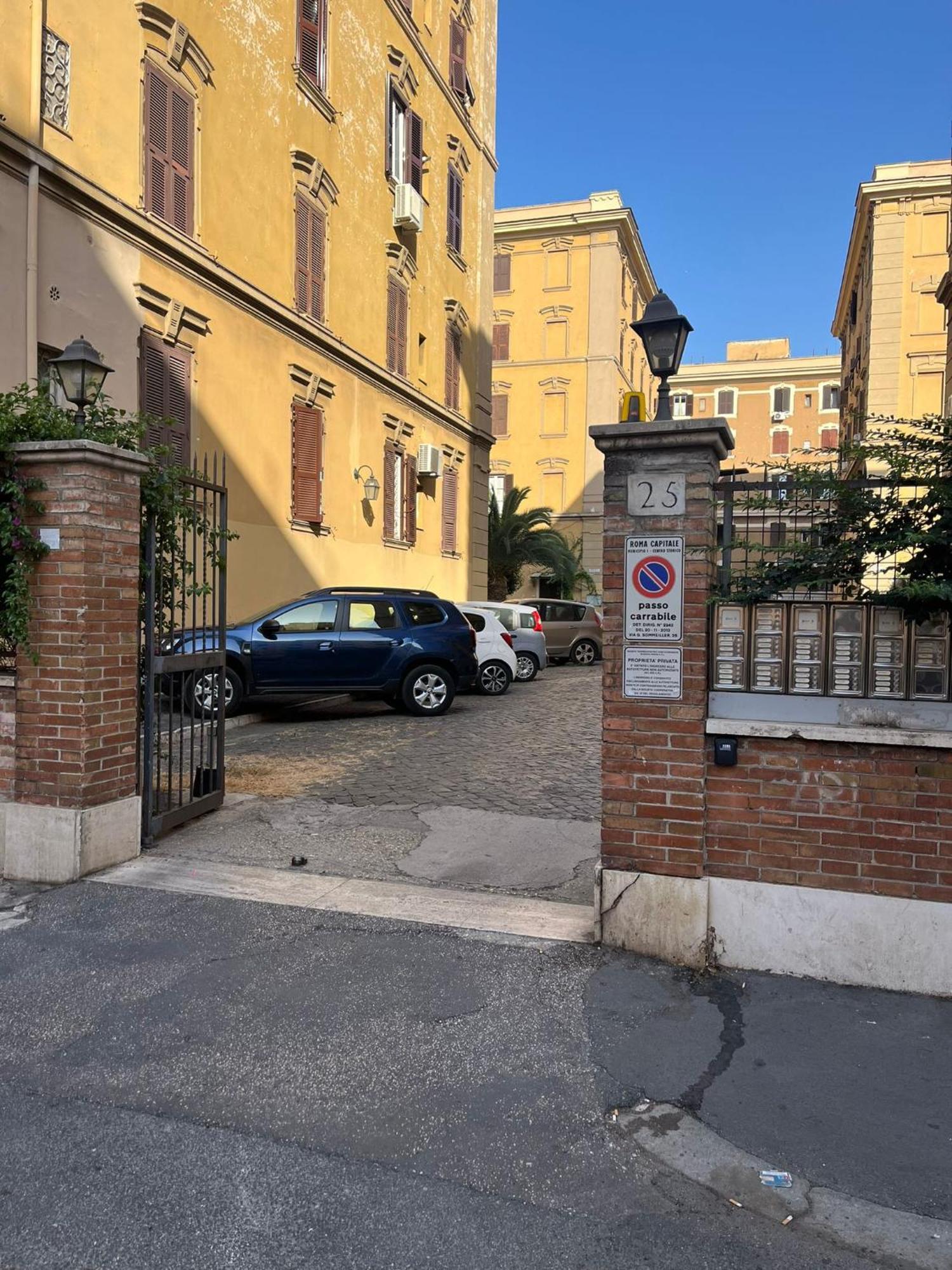 Roma Central Apartment San Giovanni Luaran gambar